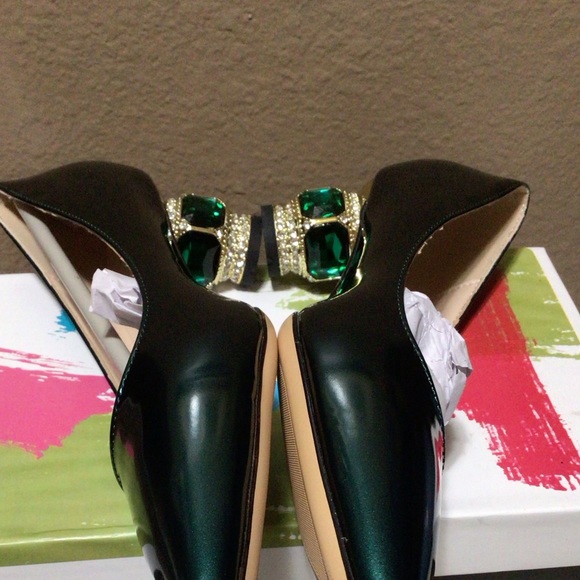 NEW FSJ Women Bridal Pointed Toe Chunky Block Low Heel Crystal Pumps Slip on. - Picture 7 of 15